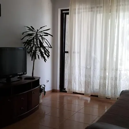 Katarina شقة لومباردا